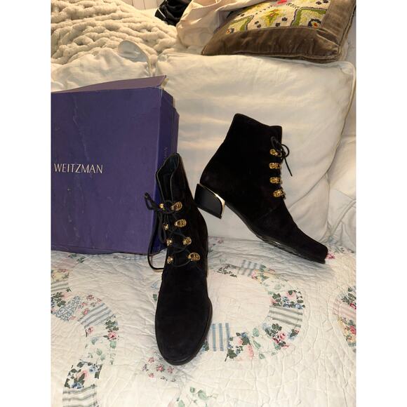 STUART WEITZMAN FASTTRAIN BLACK SUEDE BOOTIES 7.5N - Picture 1 of 9